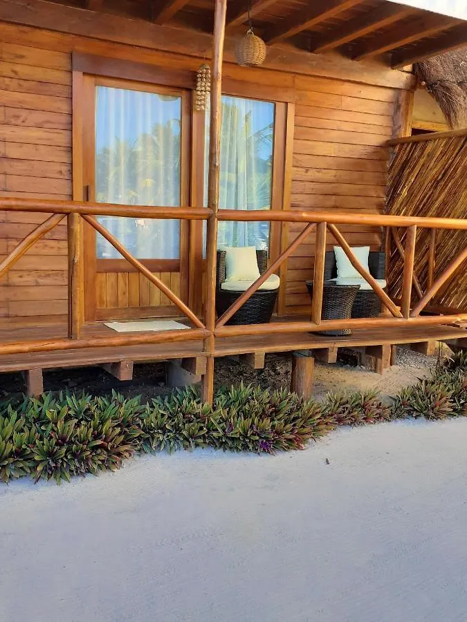 Alojamento de Turismo Selvagem Palmeras De Mahahual Cabanas